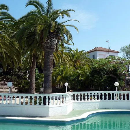 San Martin Hotel 2*
